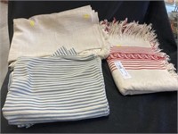 Vtg. Pillow Cases & Tablecloths