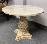 Marble top table, table avec dessus en marbre