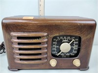 Zenith radio, vintage, works
