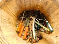 LOT - BASKET WITH ASSORTED TOOLS