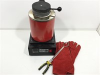 Electric Melting Furnace w/accessories. No power