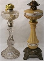 2 GLASS BANQUET LAMP WITH BACCARAT SWIRL SHOWS