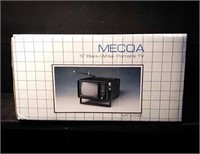 Mecoa 5" black and white portable TV new in box
