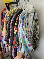 selection of scrub tops and scrub jackets L - 2XL