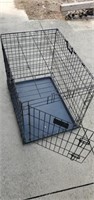 Collapsible animal crate.