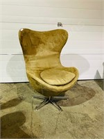 Modern wing back swivel easy chair