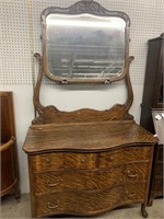 WOODEN DRESSER WITH MIRROR