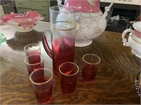 VINTAGE PITCHER AND 5 GLASSES
