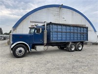 1972 Peterbilt Truck w/ Dump Box