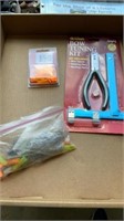 Assorted archery accessories