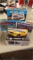Lot of Plastic Mustang Model Car Kits