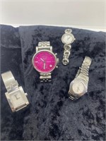 Lot Of 4 Women Watches Fossil & Tissot