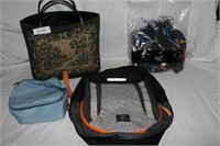 ASSORTED BAGS/PURSES