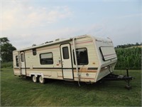 1990 GLENDETTE 295DEX TRAVEL TRAILER