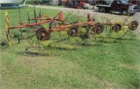 10 WHEELED HAY RAKE