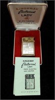 VINTAGE FLEETWOOD LADYS ELECTRIC LIGHTER