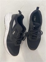 FILA MENS SHOES SIZE 8