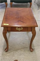 Queen Anne Square End Table with Drawer