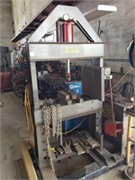 40-Ton Hydraulic Press