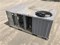 Carrier Roof Top HVAC Unit