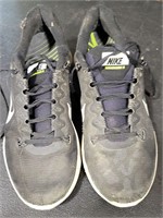 Nike Shoes Size 10