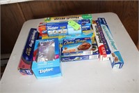 LARGE LOT OF KITCHEN BAGS AND MISC