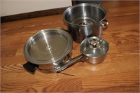 LOT OF STAINLESS STOCK POT SAUCE PAN AND STEAMER