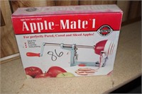 NIB APPLE-MATE APPLE PEELER AND CORER