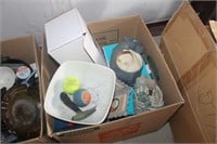 LARGE LOT OF MISC HOUSEHOLD ITEMS