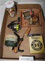 FLAT BOX OF OUTDOOR RECREATION ACCESSORIES