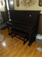 Large piano
Bring help to load