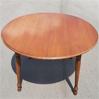 46" Round Dining Room Table with 2 Leaves
