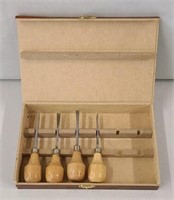 4 Wood Carving Tools in a Wooden Case