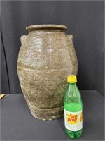 17" Antique Catawba Valley Jar with Rutle