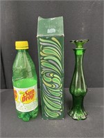 Vintage Avon Emerald Bud Vase Bottle