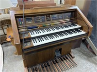 Vintage Lowrey Electric Organ Model G-565
