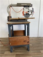 Black and Decker Compact Radial Arm Saw
