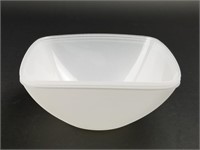 3 White Plastic Square Bowls
