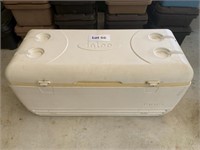 Igloo ice chest 120 qts