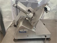 Univex meat slicer (knob broken)