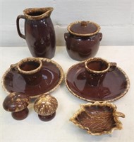 Hull Pottery, 6 pieces marked "Hull" &...