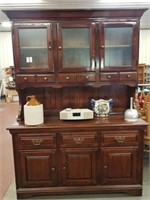 Young Hinkle Plymouth Pine hutch no contents