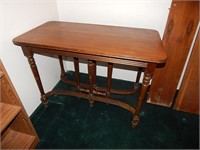 Antique Mahogany Table & 2 leaves