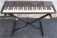 KAWAI KEYBOARD ON STAND FS780