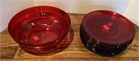14 Plastic Plates & (1) Plastic Serving Bowl