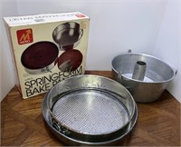 Cake Cooking Pans