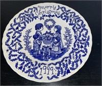 1999 Royal Crownford Christmas Plate