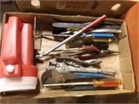 DRILL FLASHLIGHT AND MORE LOT
