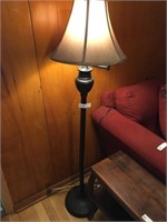 Floor lamp