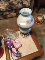 Handpainted lamp & Misc Decor in Groups